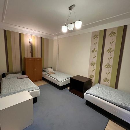 Tocc Apartman Gyal Exterior photo