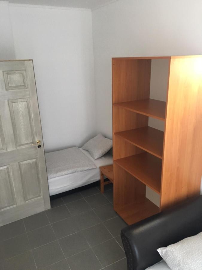 Tocc Apartman Gyal Exterior photo
