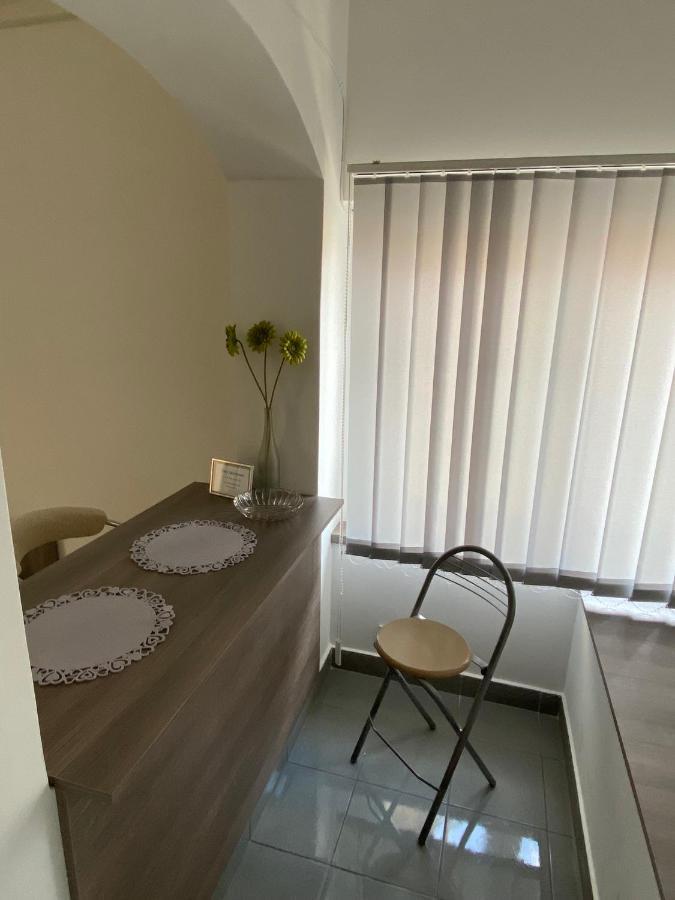 Tocc Apartman Gyal Exterior photo